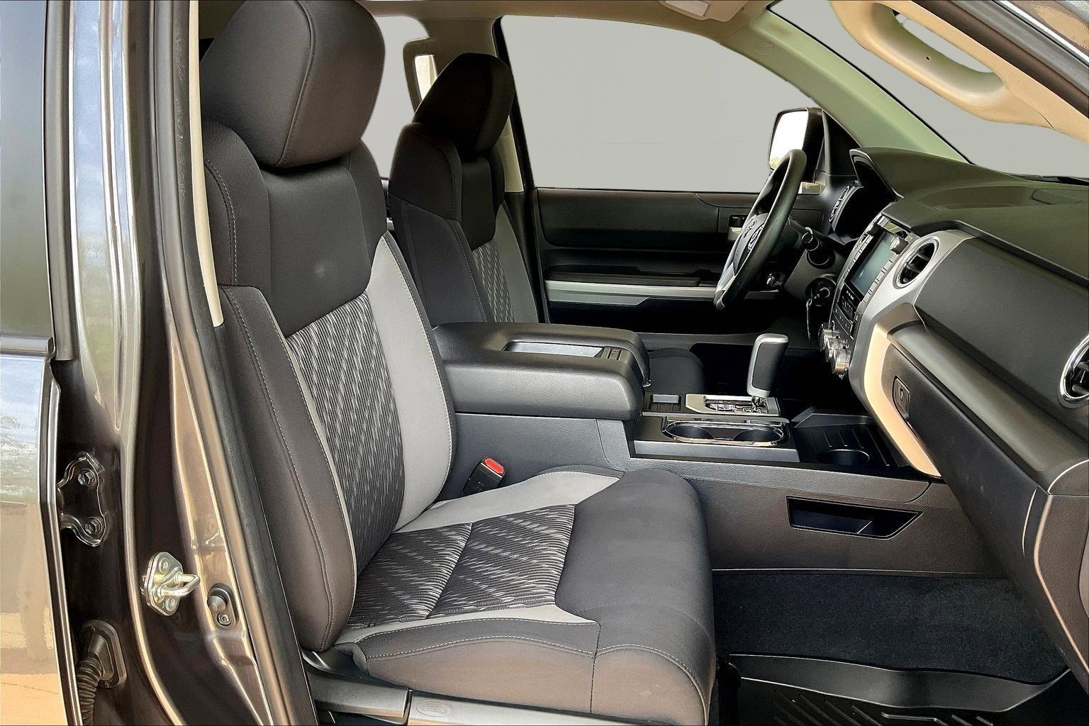 2020 Toyota Tundra SR5