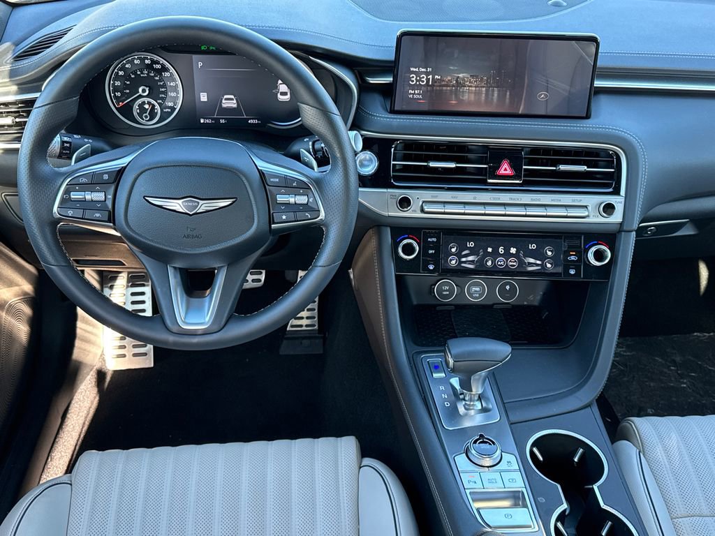2025 Genesis G70 2.5T