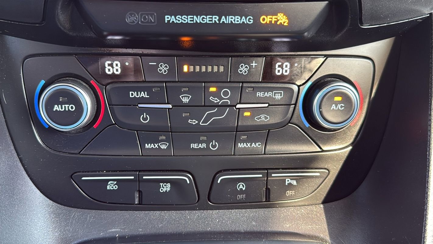 2022 Ford Transit Connect XLT