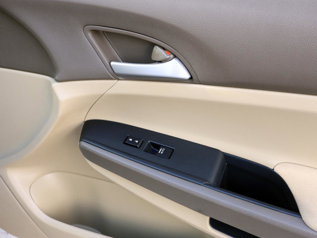 2010 Honda Accord LX-P