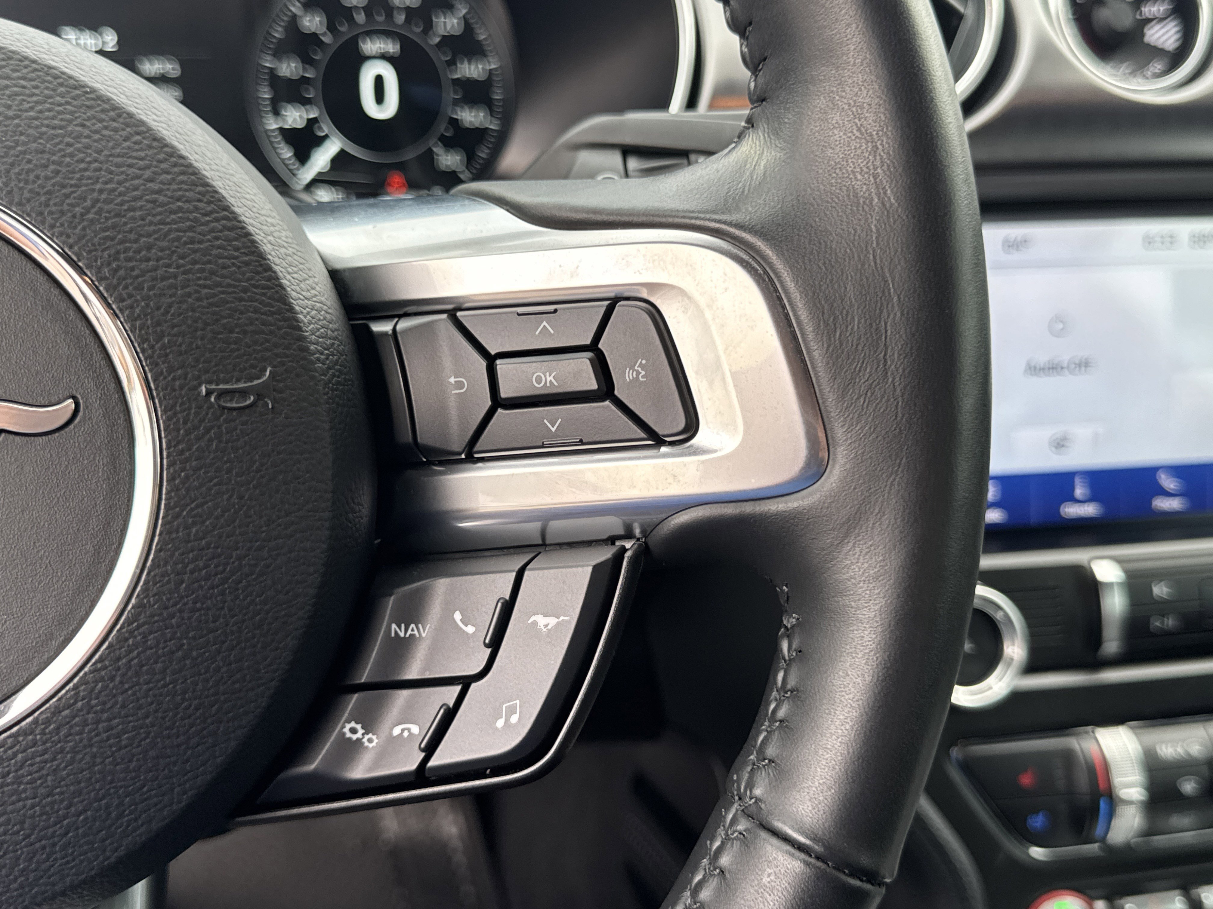 2022 Ford Mustang Mach 1