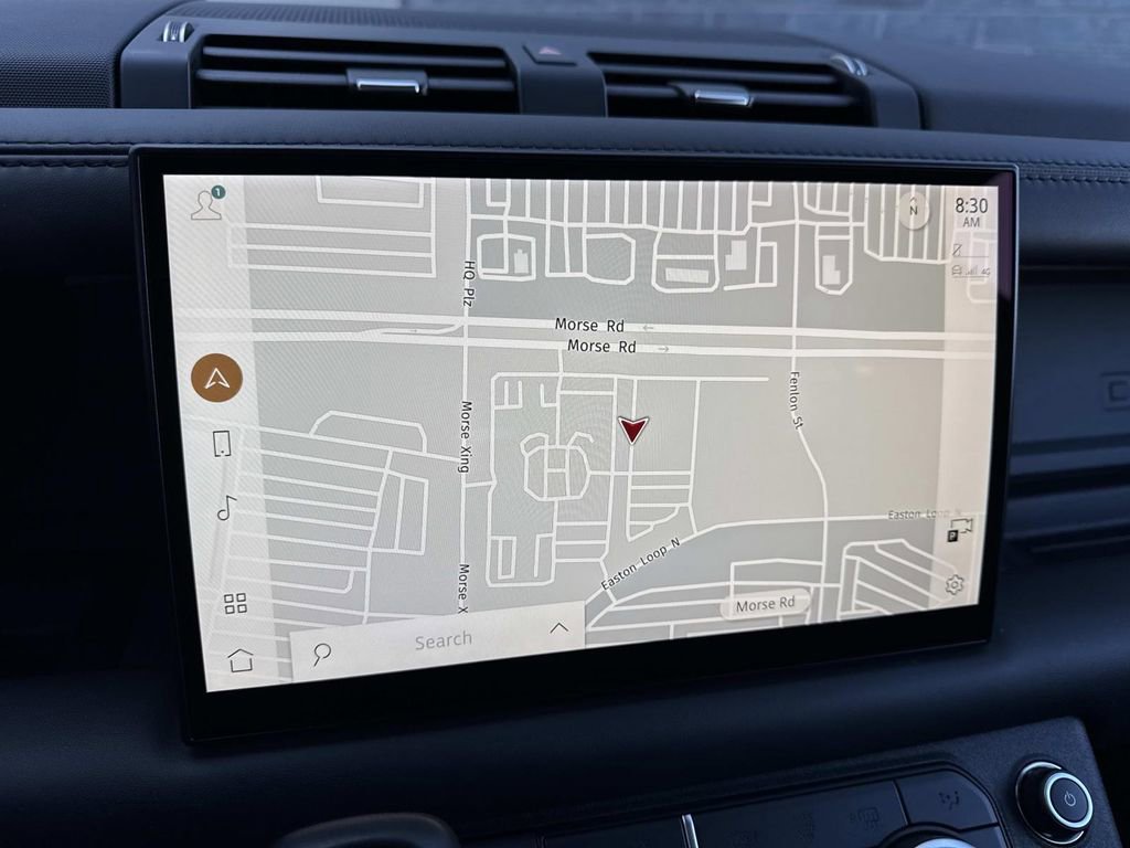 2023 Land Rover Defender 130 X-Dynamic SE