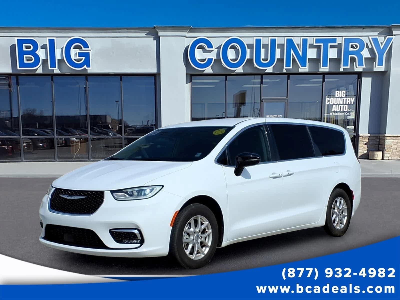 Used 2024 Chrysler Pacifica Touring-L