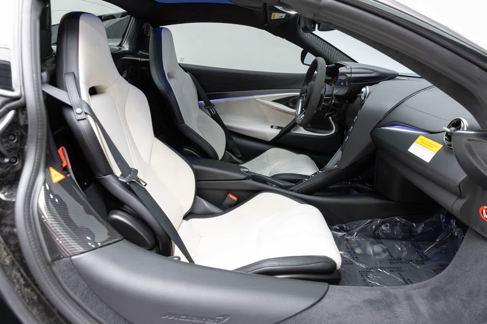 Used 2026 McLaren 750S Spider photo 12