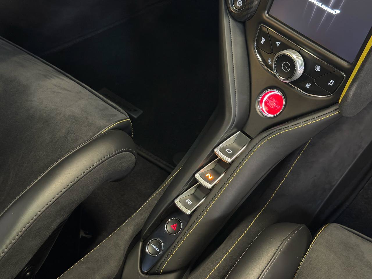 Used 2018 McLaren 720S photo 32
