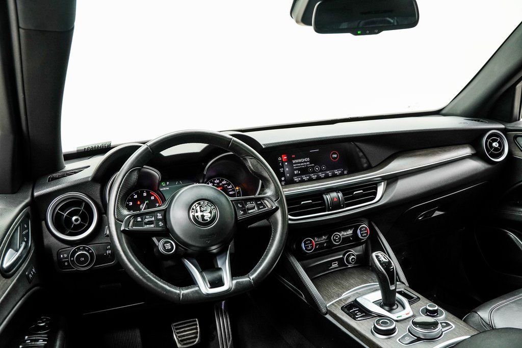 2022 Alfa Romeo Stelvio Ti