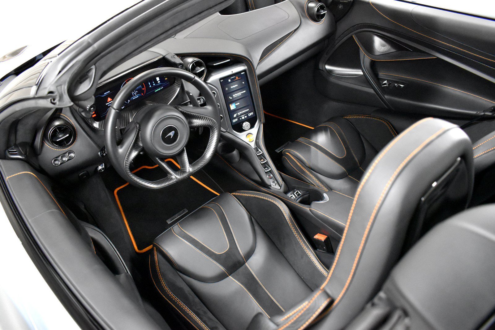 Used 2025 McLaren 750S Spider photo 33