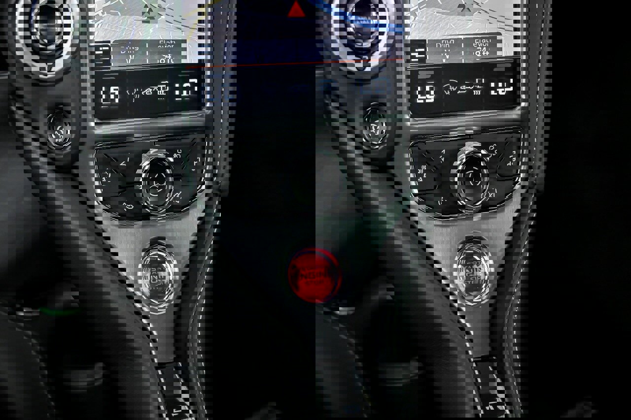 Used 2018 McLaren 720S photo 38