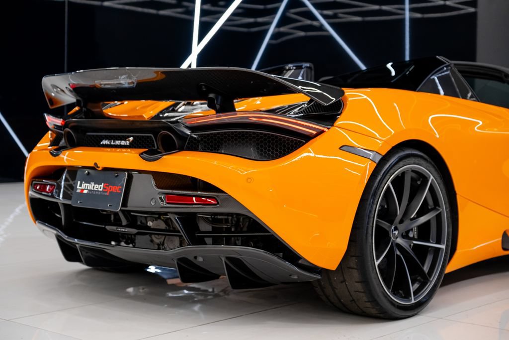 Used 2020 McLaren 720S Spider photo 32