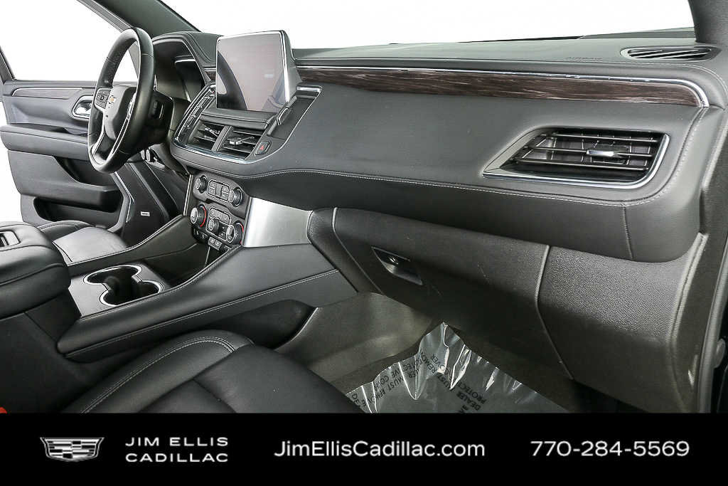 2025 Chevrolet Suburban LT