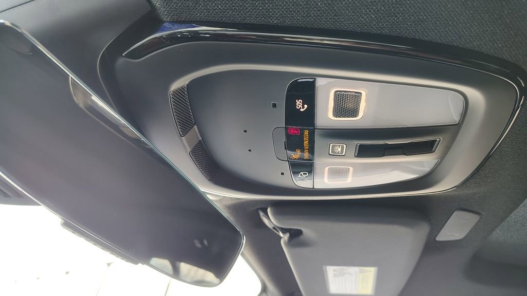 2026 Volvo Xc40 B5 Ultra