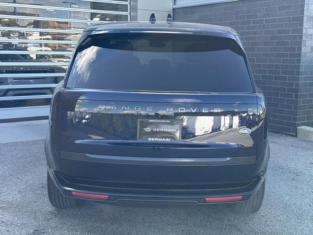 2023 Land Rover Range Rover SE