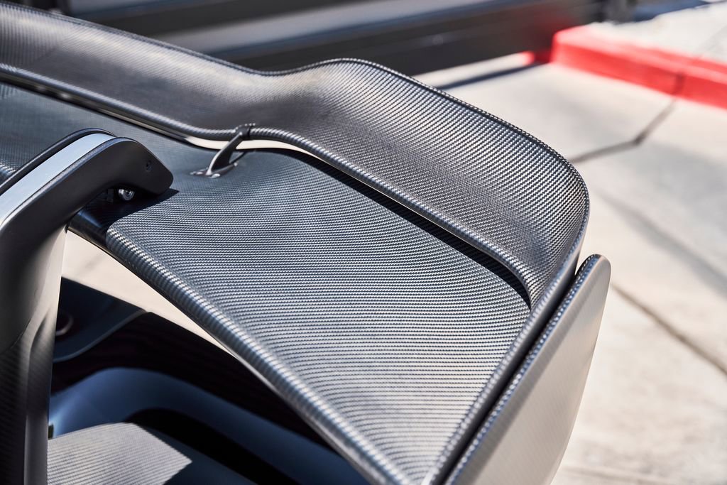 Used 2019 McLaren Senna photo 17