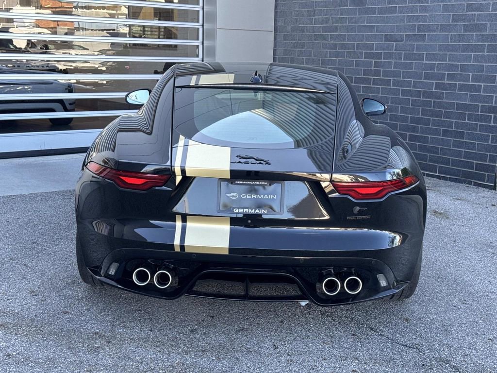 2024 Jaguar F-Type R