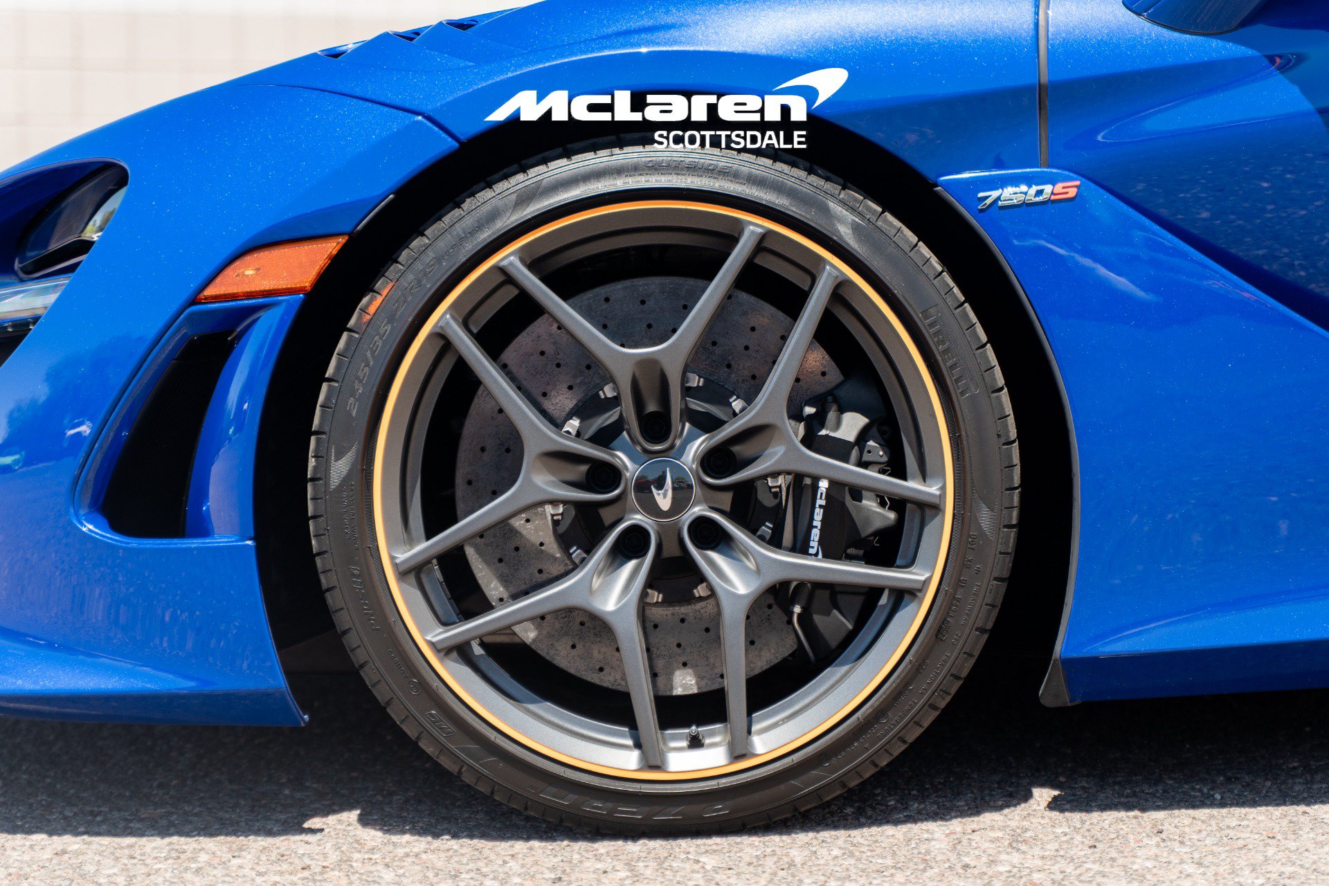 Used 2024 McLaren 750S Spider photo 28