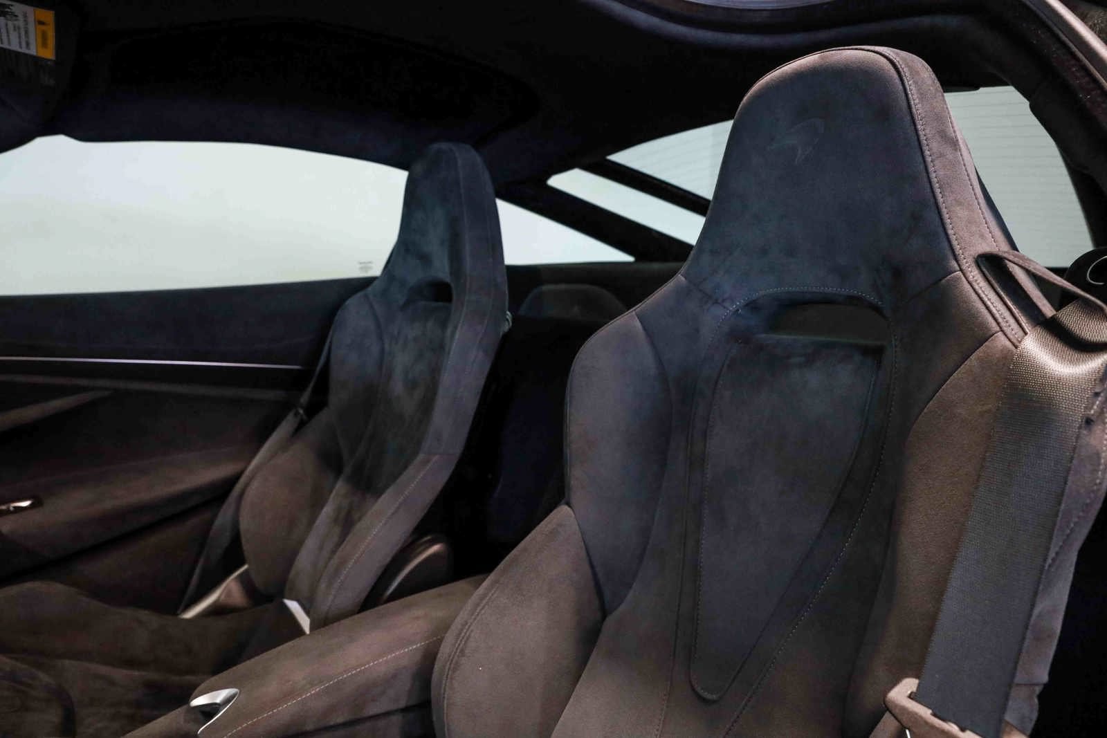 Used 2019 McLaren 720S photo 37