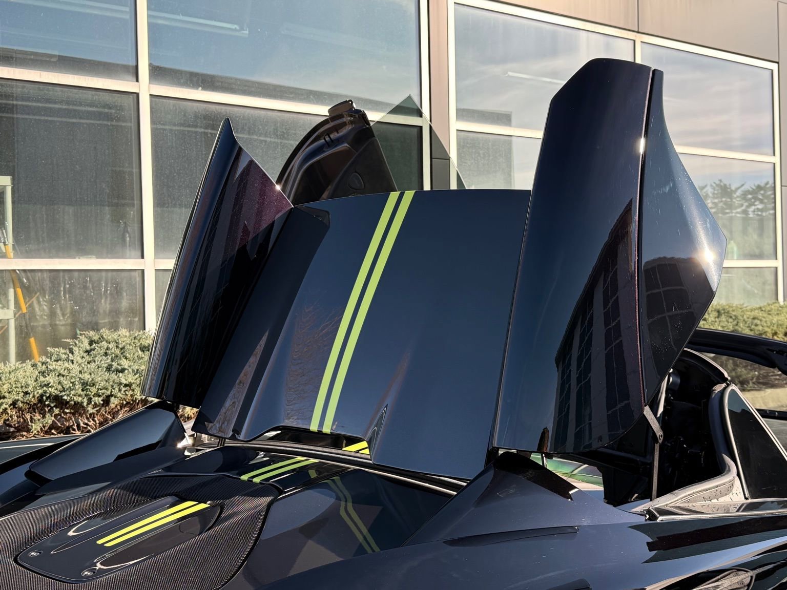 Used 2020 McLaren 600LT Spider photo 17