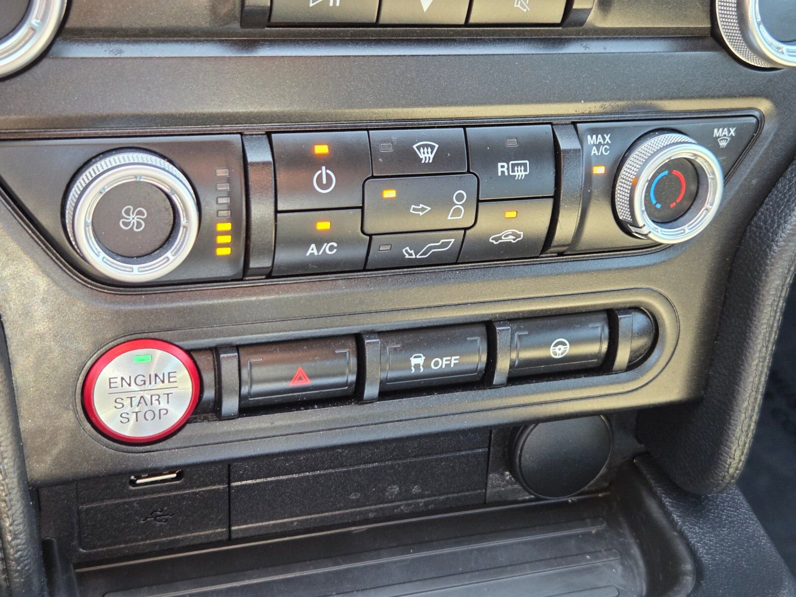 2020 Ford Mustang Coupe