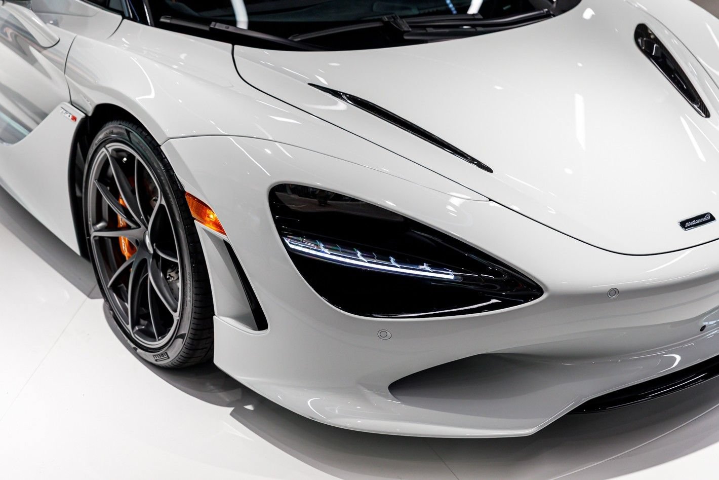 New 2027 McLaren 750S Spider photo 9