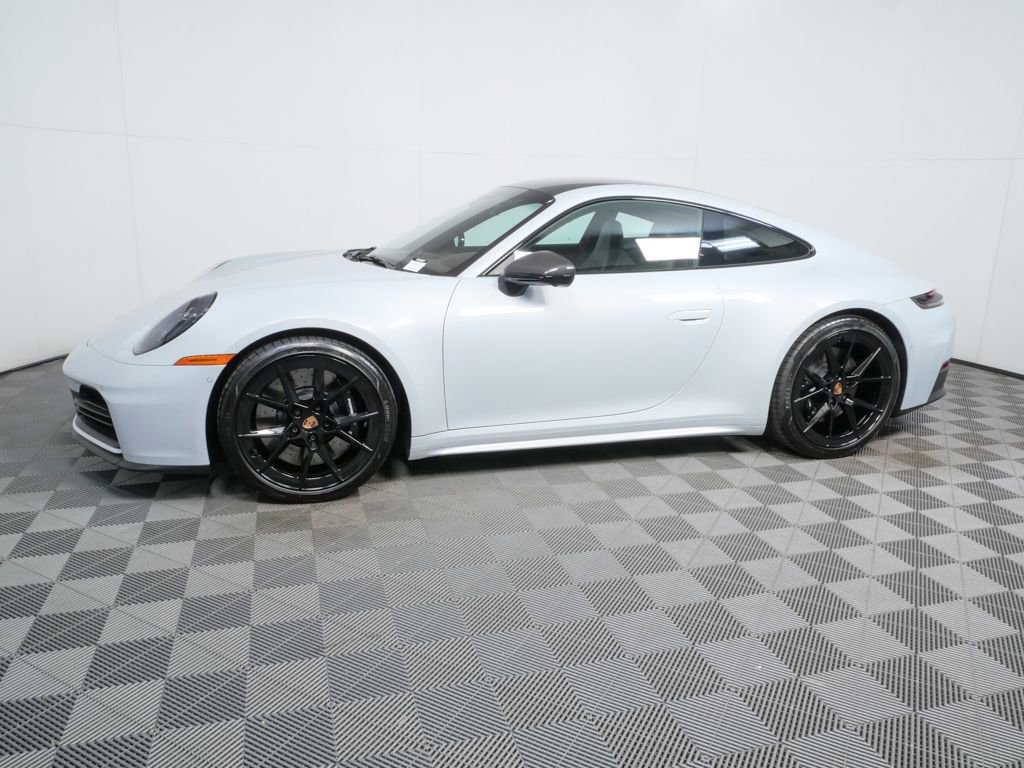 2025 Porsche 911 Carrera S