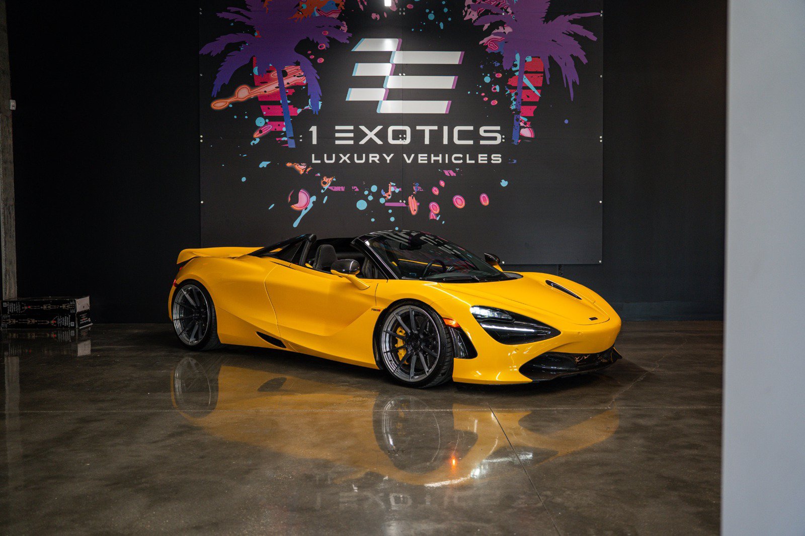 Used 2020 McLaren 720S Spider photo 6