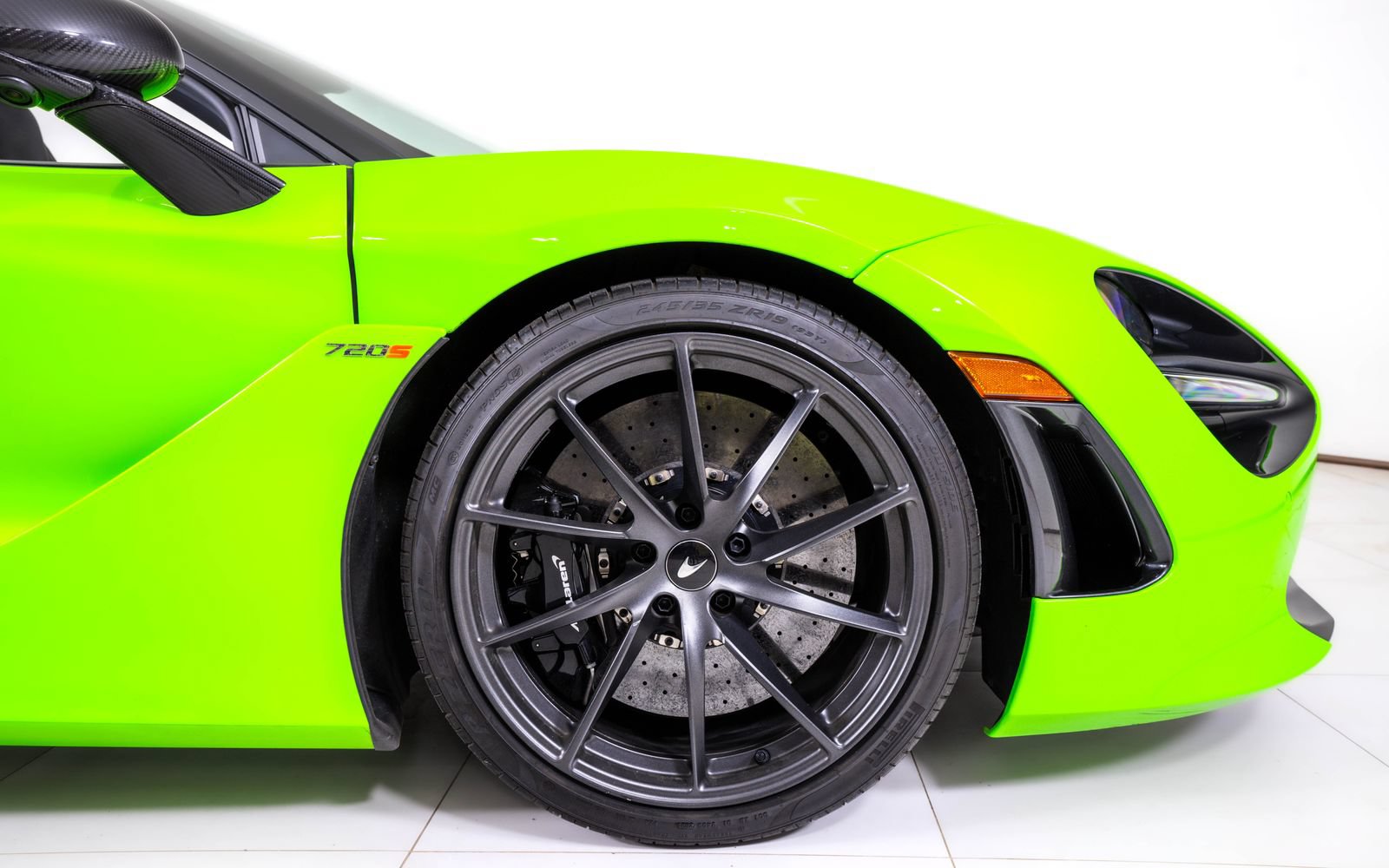 Used 2022 McLaren 720S Performance photo 18
