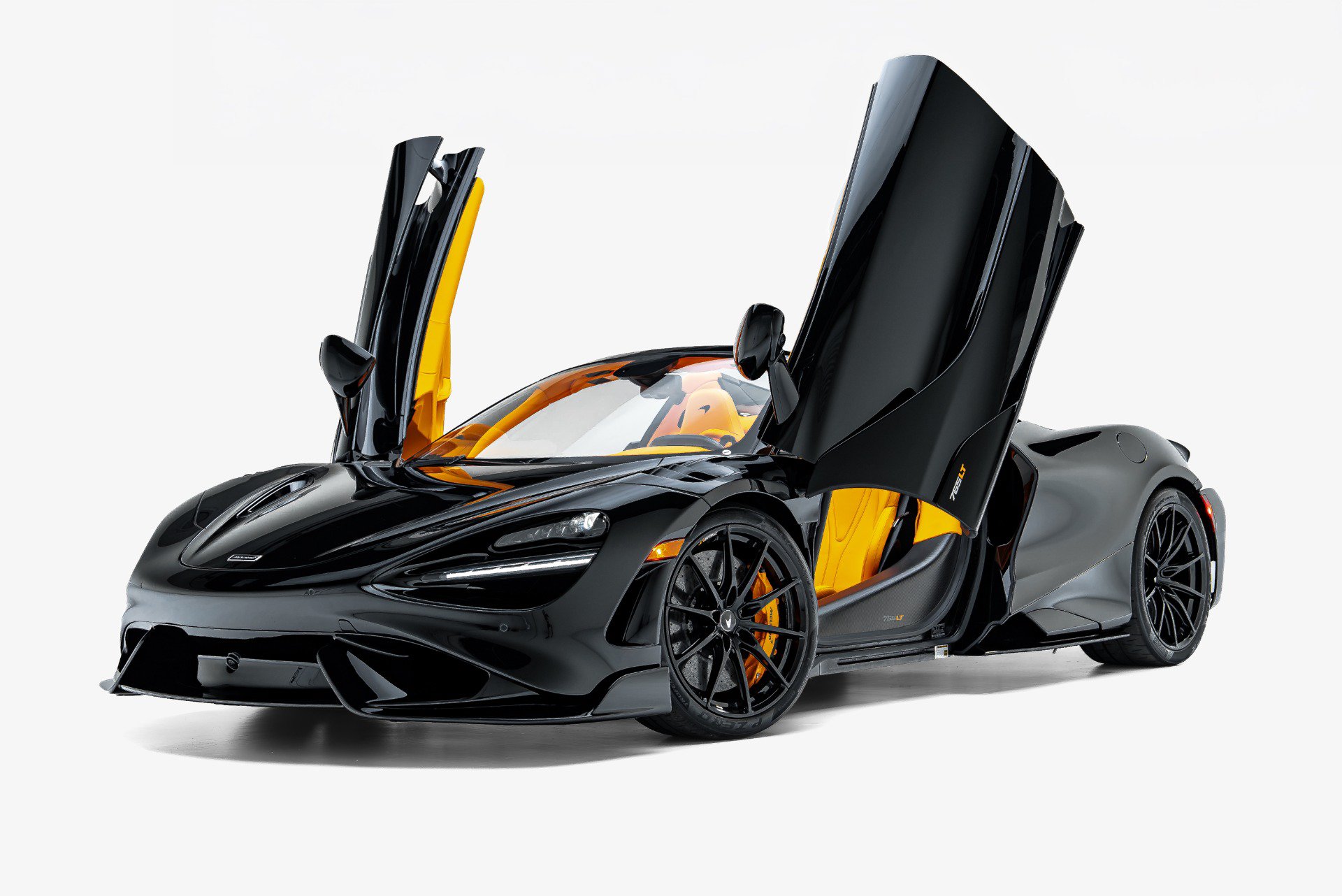 Used 2022 McLaren 765LT photo 19