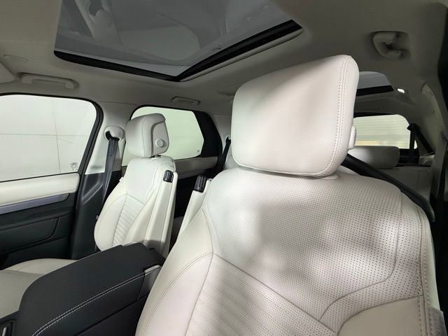 2026 Land Rover Discovery Dynamic SE