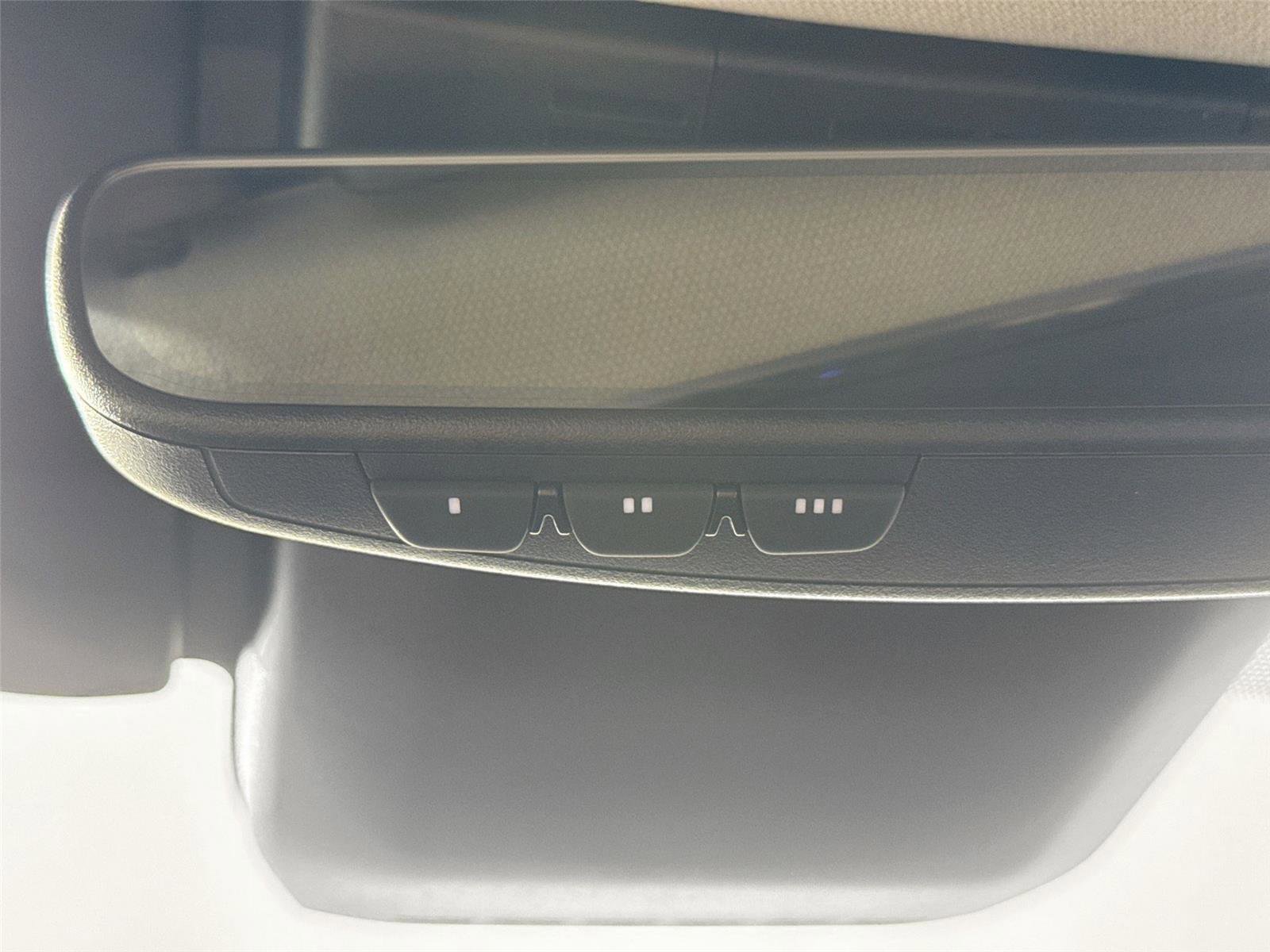 2025 Toyota Prius Plug-In Hybrid