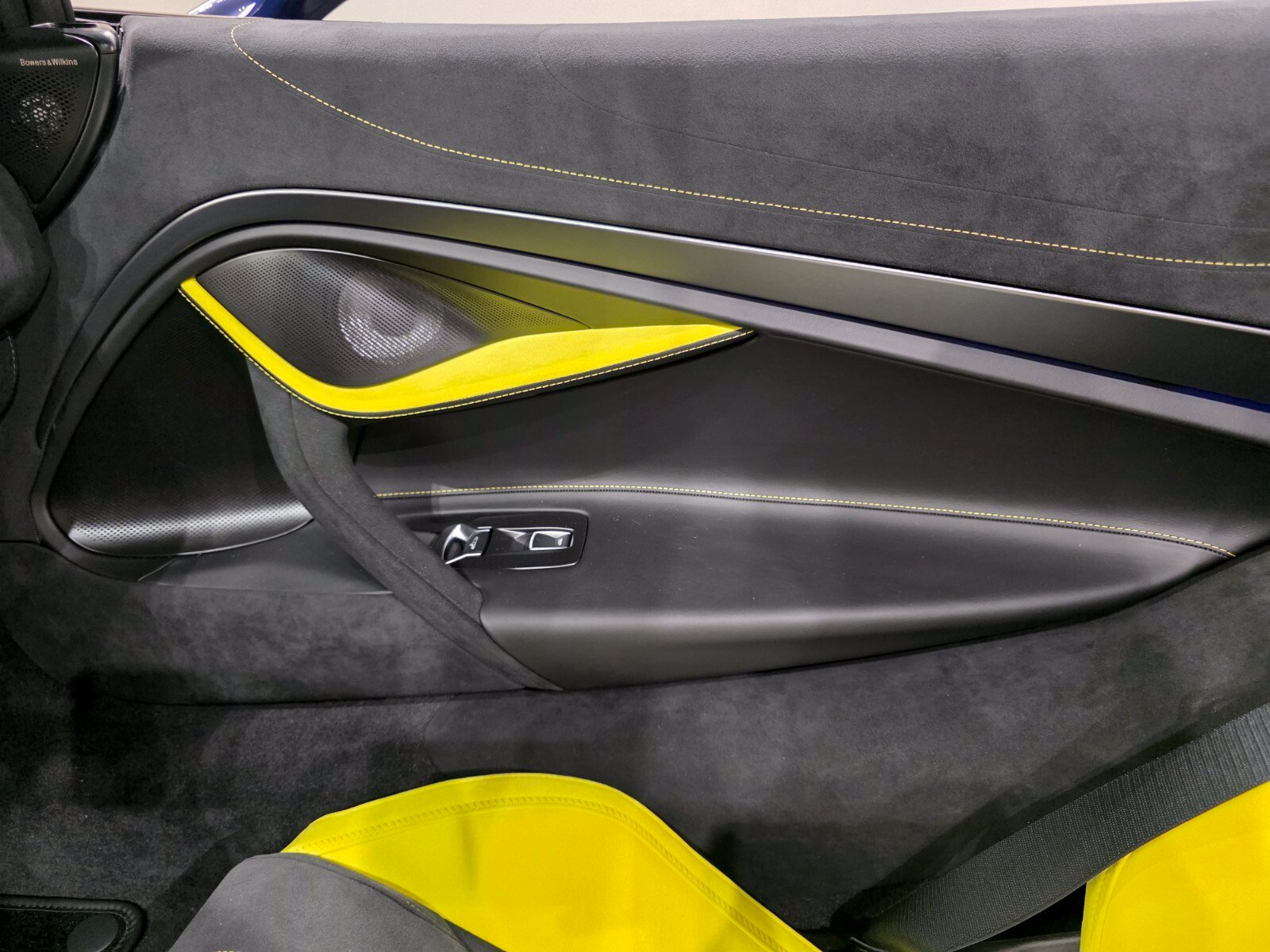 New 2027 McLaren 750S Spider photo 15