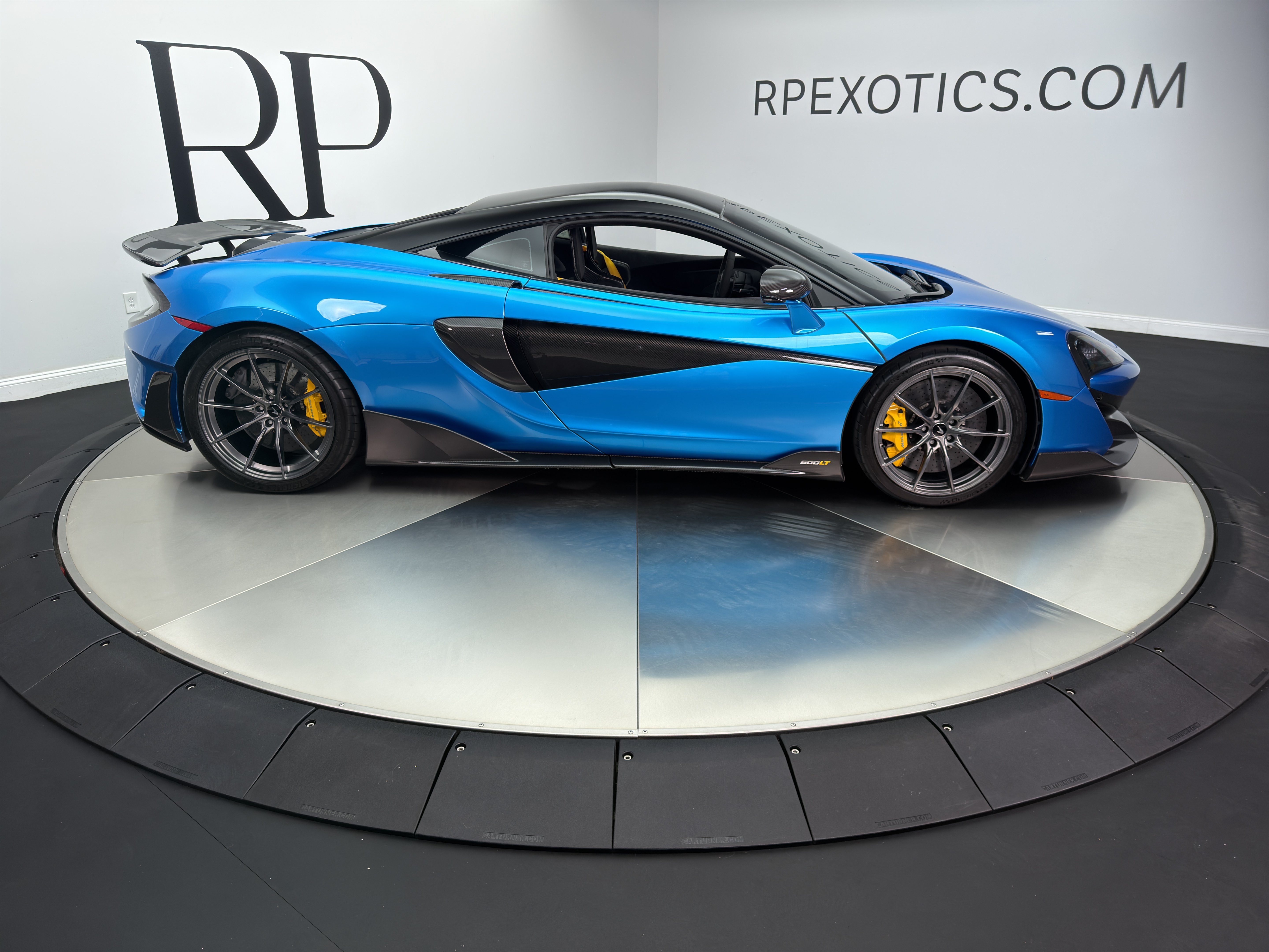 Used 2019 McLaren 600LT photo 7