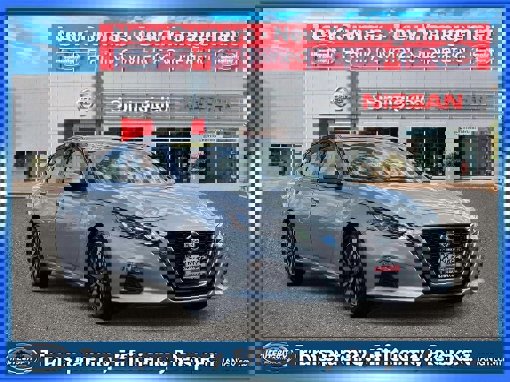 2022 Nissan Altima 2.5 SV