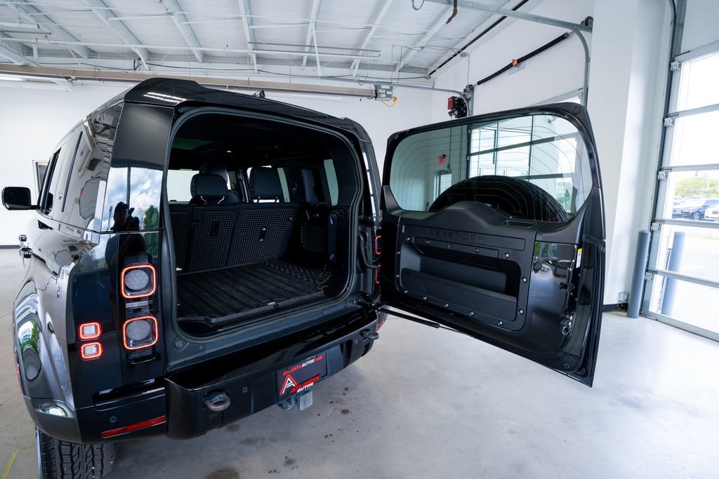 2023 Land Rover Defender 110 X