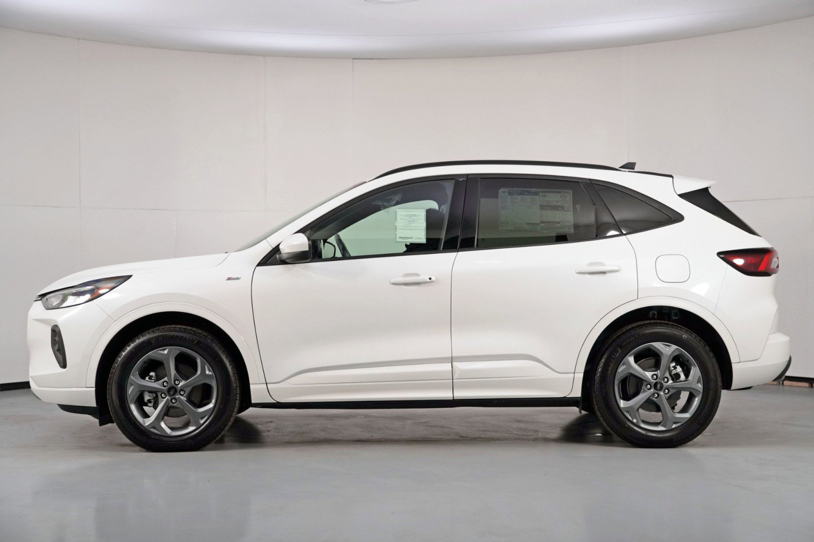 2024 Ford Escape ST-Line Select