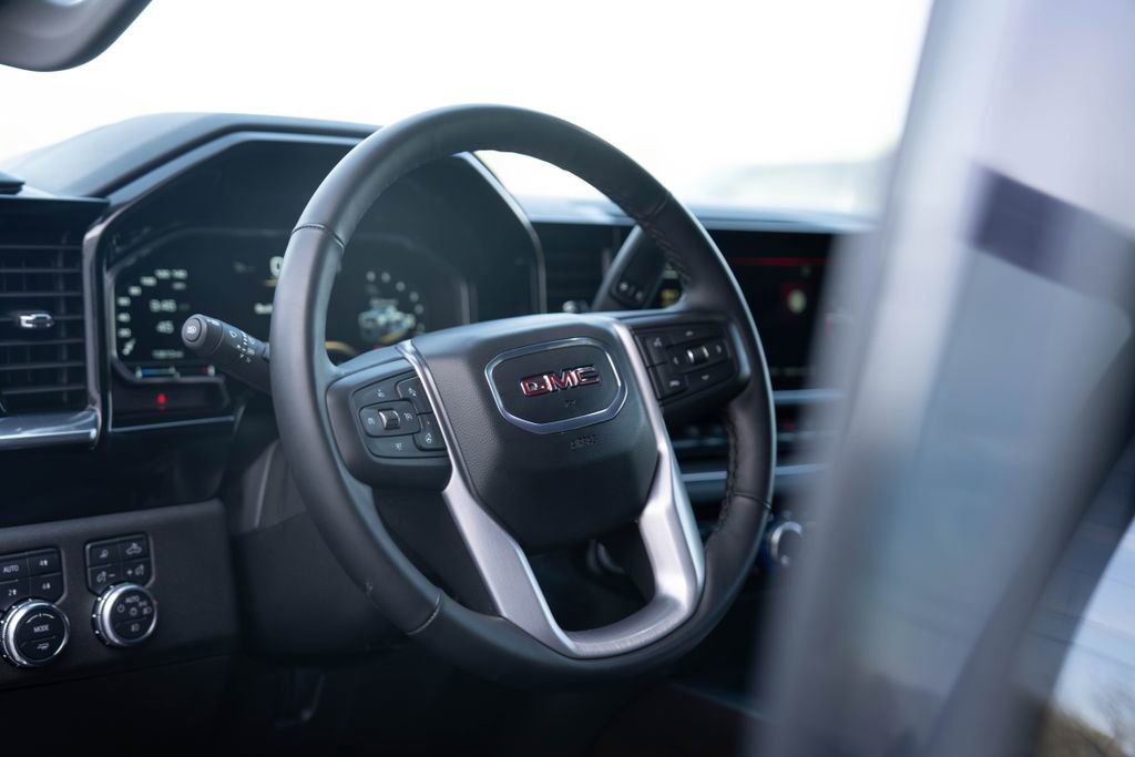 2025 GMC Sierra 3500 SLT