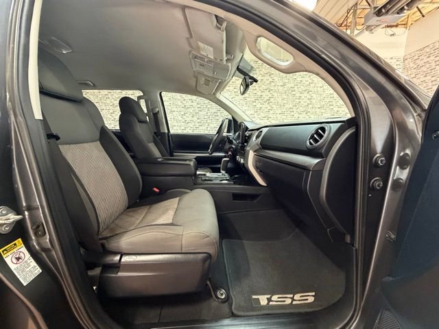 2014 Toyota Tundra SR5