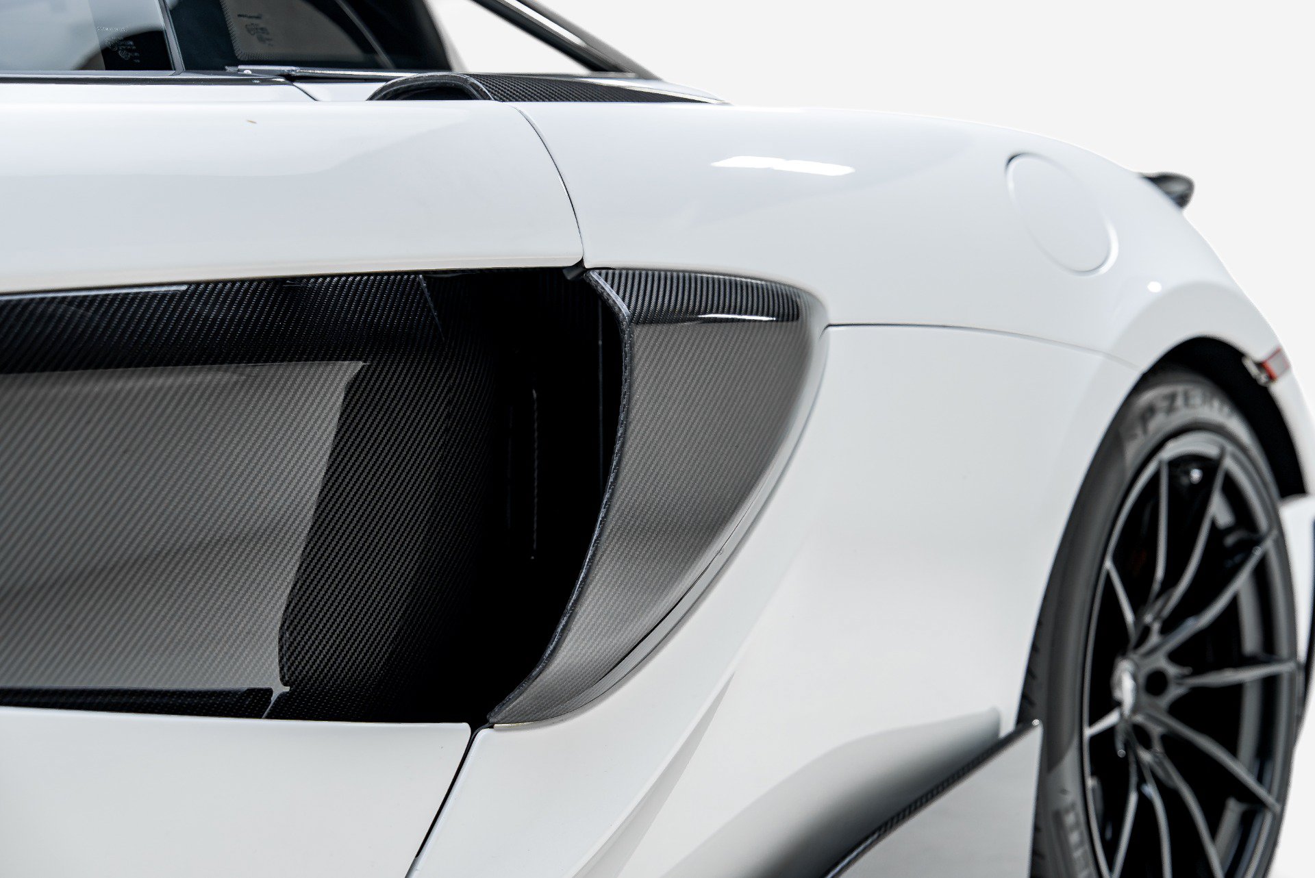 Used 2019 McLaren 600LT photo 28