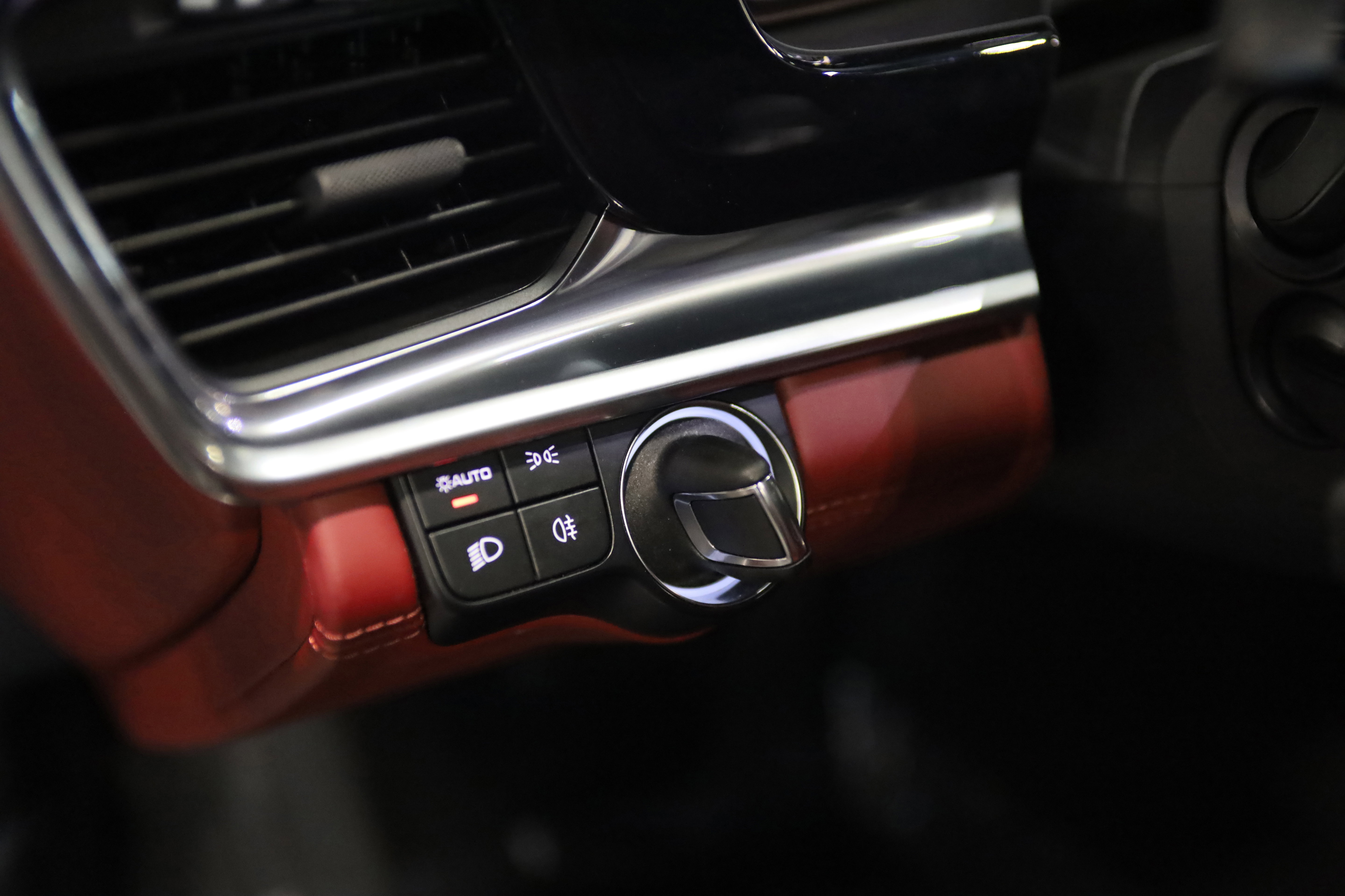 2022 Porsche Panamera 4