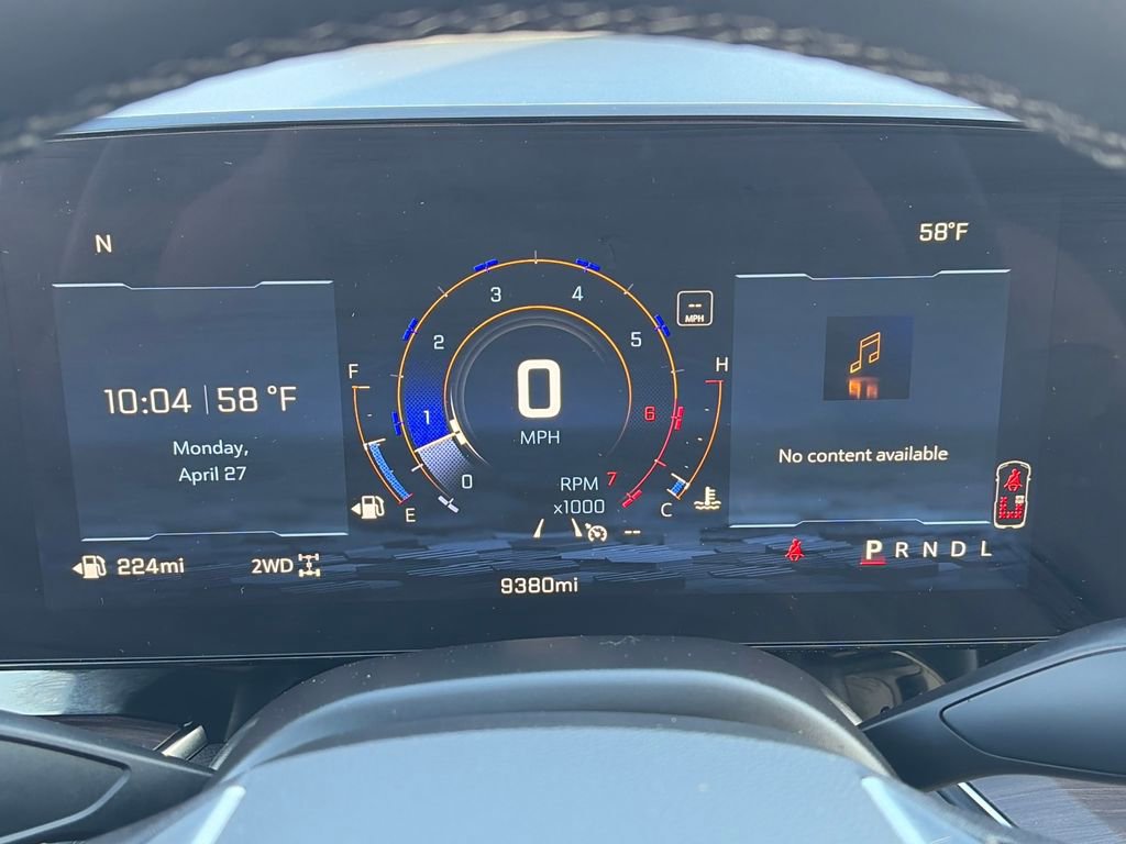 2025 Chevrolet Suburban LT