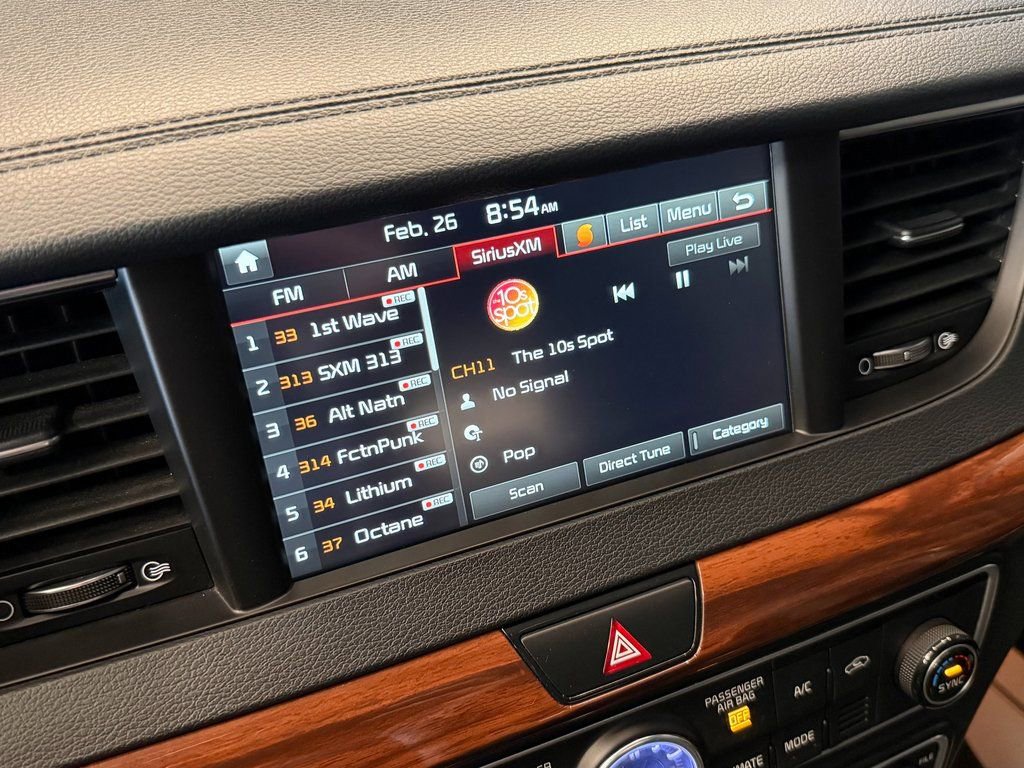 2018 Kia Cadenza Premium