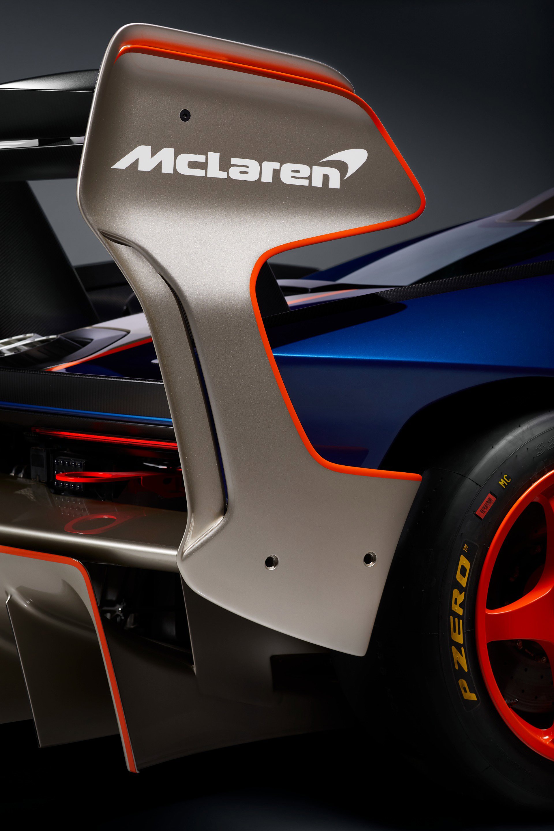 Used 2020 McLaren Senna photo 35