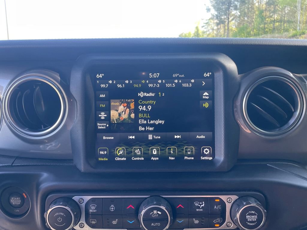 2022 Jeep Gladiator Overland