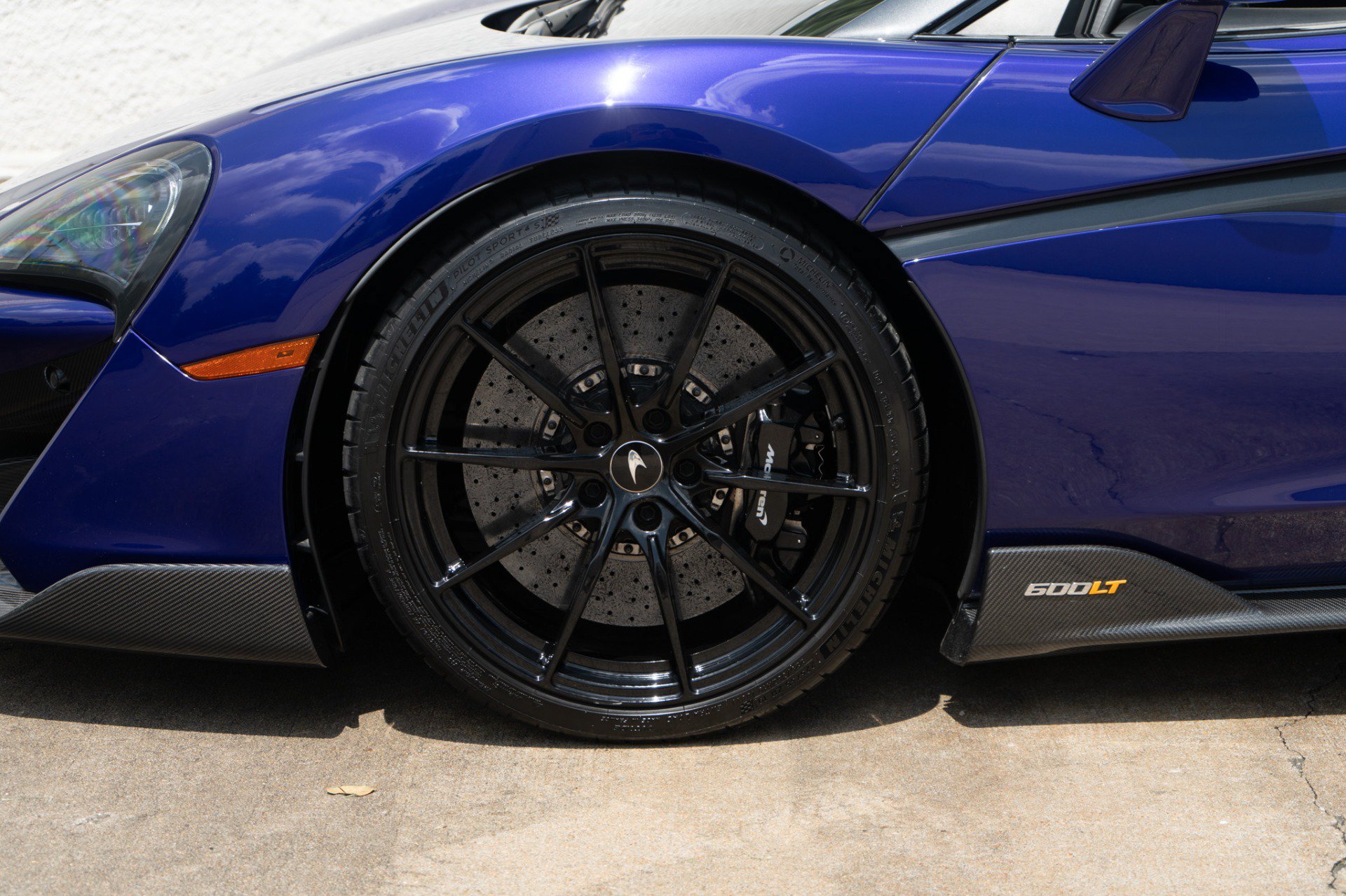 Used 2020 McLaren 600LT Spider photo 36