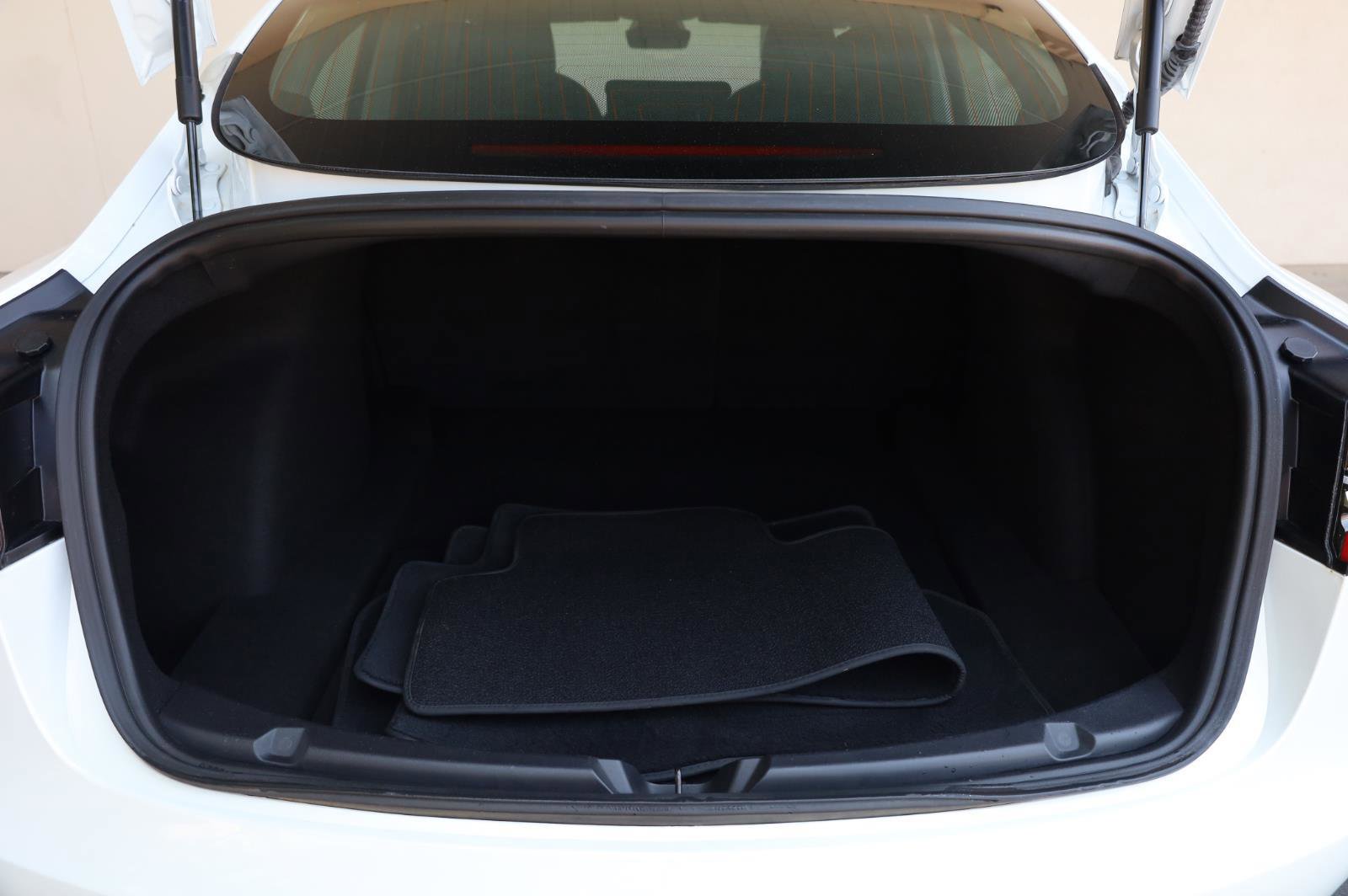 2018 Tesla Model 3 Mid Range