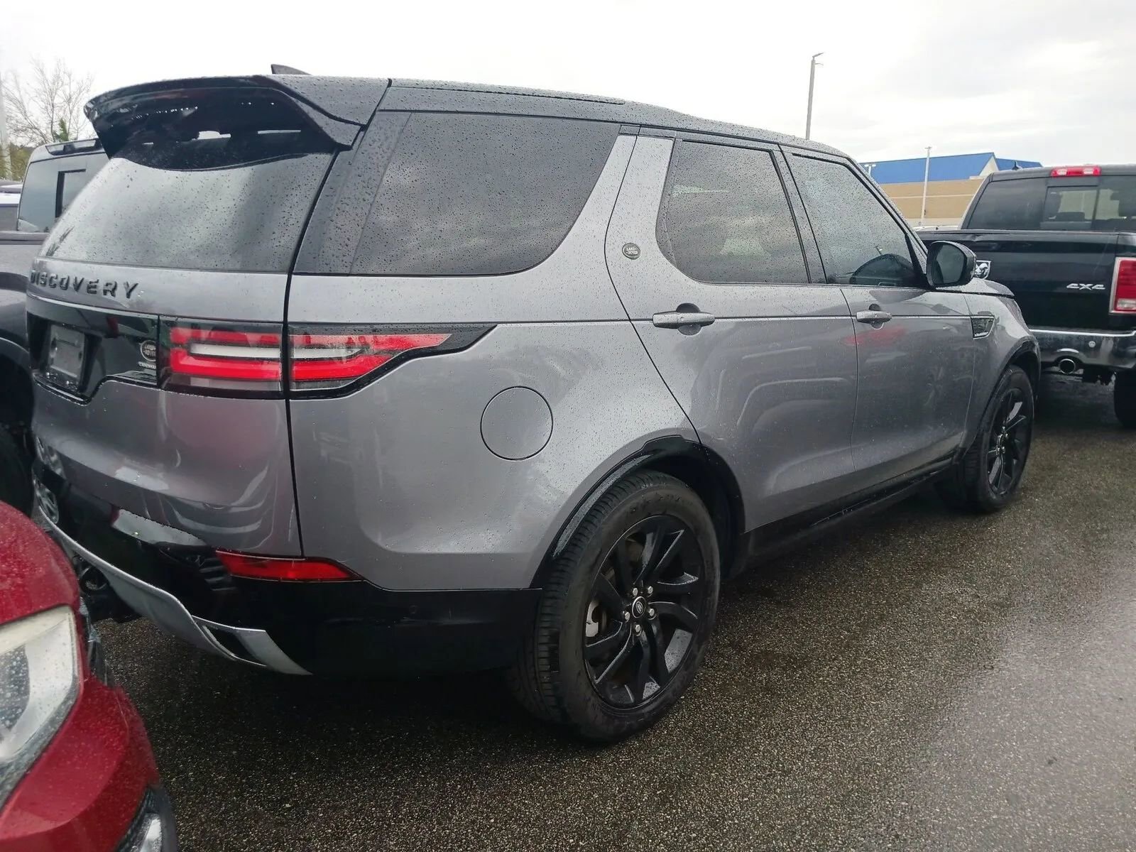 2020 Land Rover Discovery Landmark