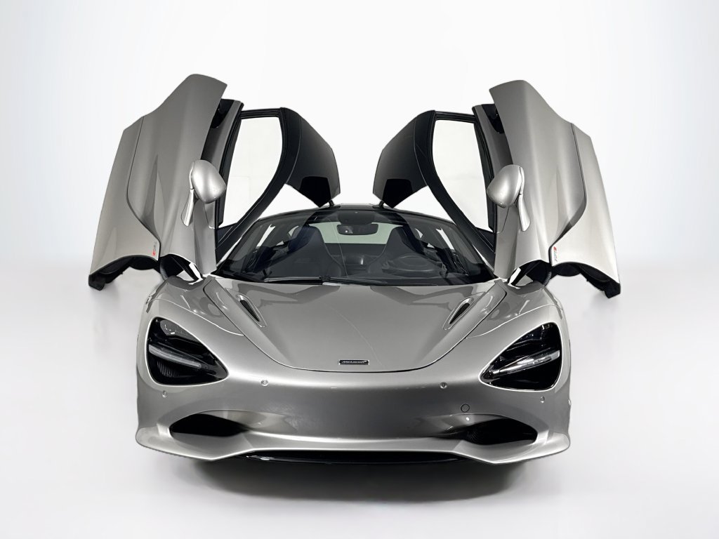 Used 2025 McLaren 750S photo 21