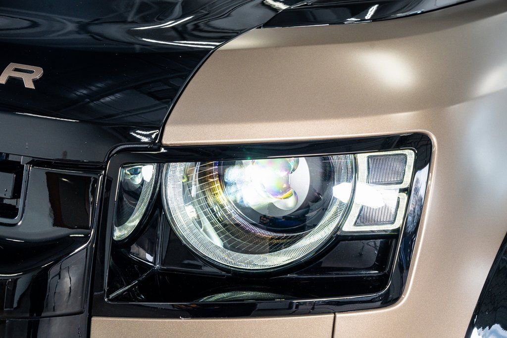 2025 Land Rover Defender 110 X