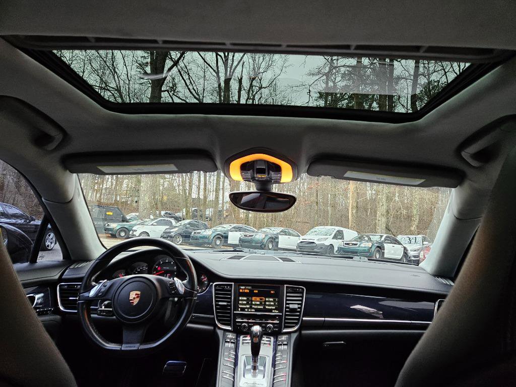 2012 Porsche Panamera 4
