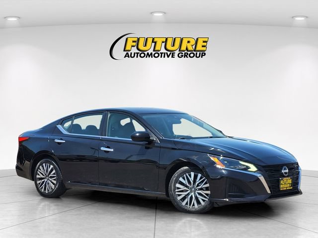 Certified 2023 Nissan Altima 2.5 SV