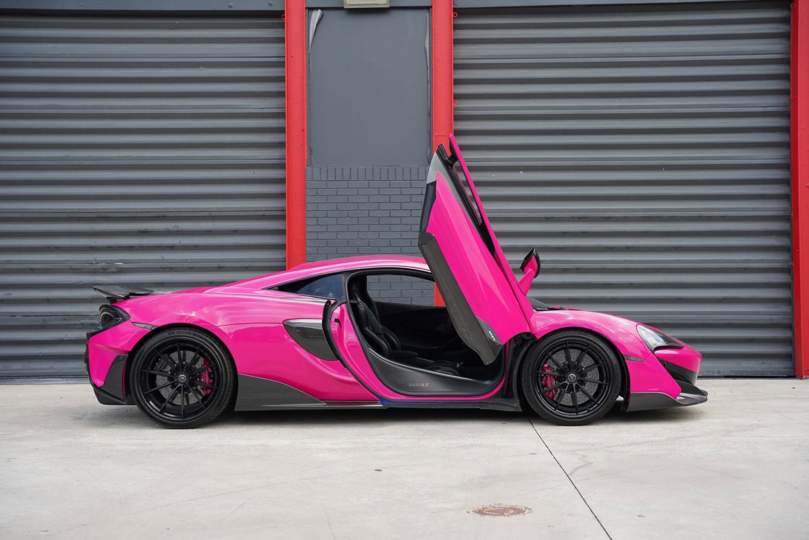 Used 2019 McLaren 600LT photo 15